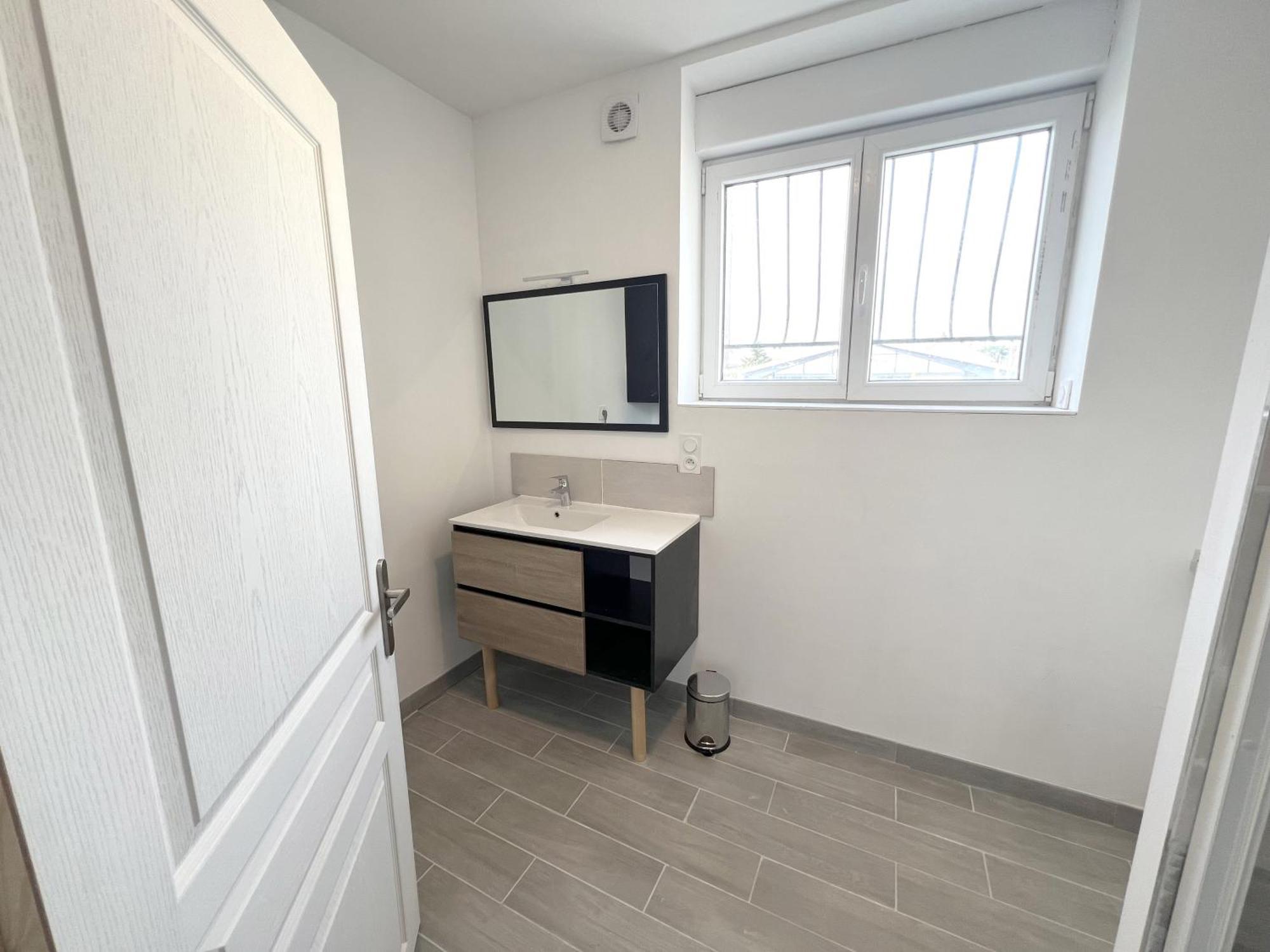 178B - Appartement T2 Tout Confort - Wifi Netflix Le Gond-Pontouvre Exteriér fotografie